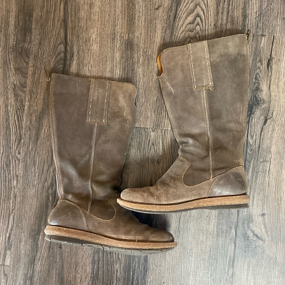 Born Knee Boots Women’s Size 7